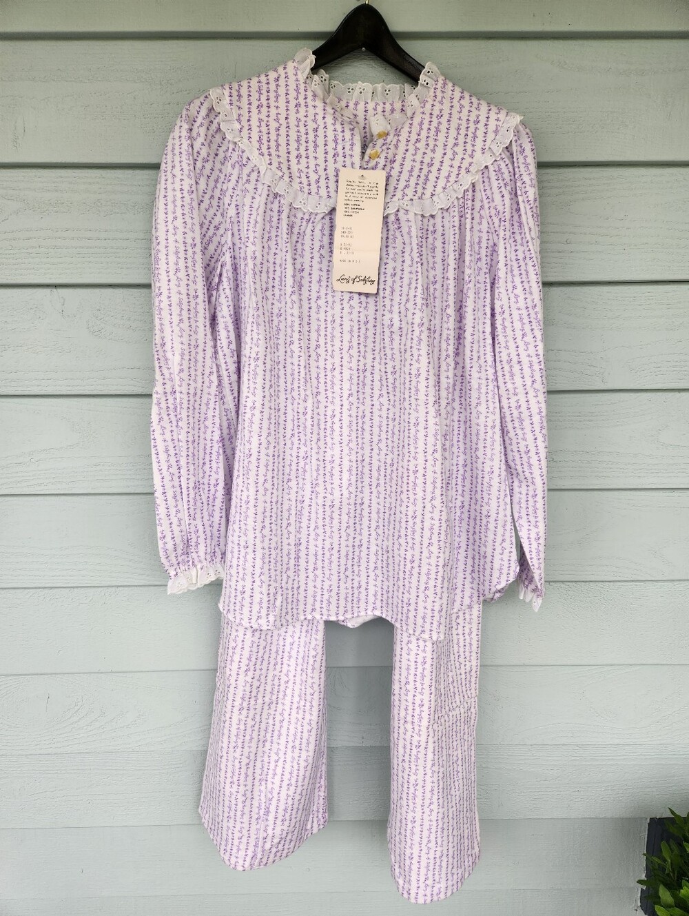 Flannel Lavender Floral-Print Pajama Set with Lace Collar
